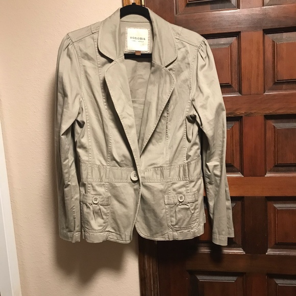 Cute Jacket for Work or Play - Picture 3 of 3